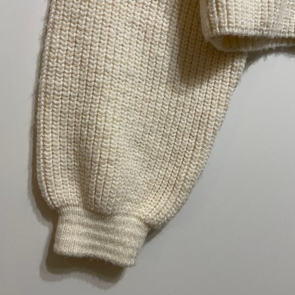 ZARA Ruffled Cable Knit Sweater Ecru with Pearls and Bow Size Small 4331/003 - Picture 11 of 16
